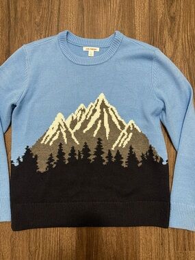 Medium Mountain Sweater